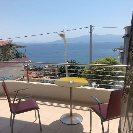 Xhulio Apartments Saranda Extérieur photo