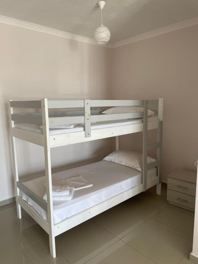 Xhulio Apartments Saranda Extérieur photo