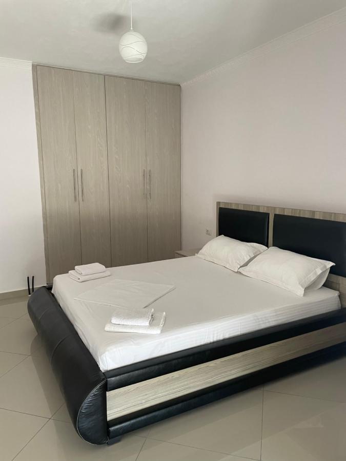 Xhulio Apartments Saranda Extérieur photo