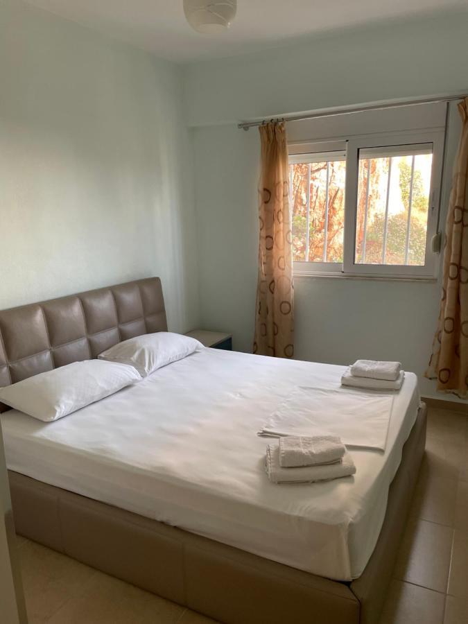 Xhulio Apartments Saranda Extérieur photo