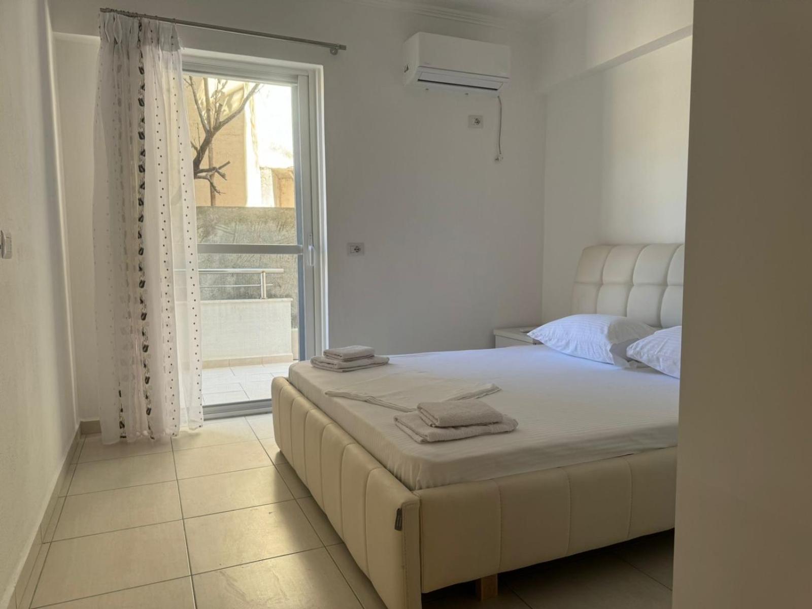 Xhulio Apartments Saranda Extérieur photo